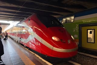Rome to Florence High-Speed Train with Tuscan Meal & Uffizi