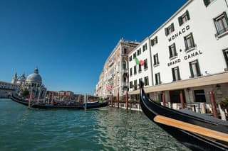 Venice Walking Tour and Gondola Ride