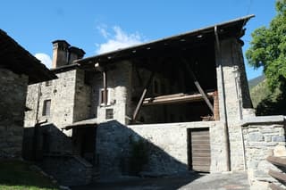 Valpelline Borgo and Sapori guided tasting walk