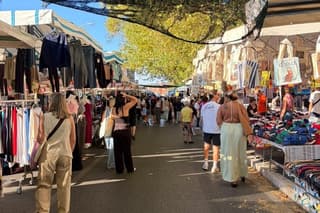 Rome Porta Portese Flea Market & Local Breakfast Experience