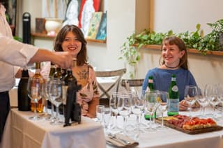 Florence: 6-Wine Tasting with Brunello, Barolo & Amarone