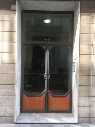 PETIT B&B - in centro a due passi dalla stazione e dai traghetti
