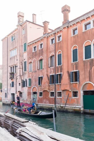 Residence on the Canal