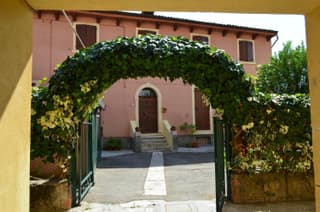 Veronauptoyou Apartments