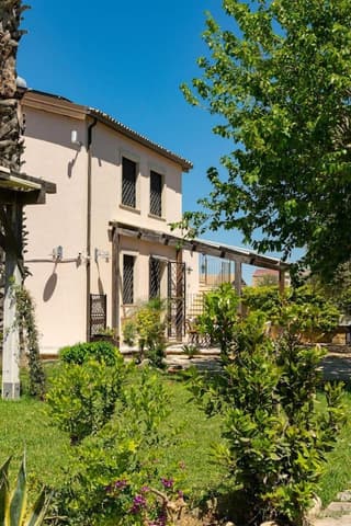 Country House il Gelso e l'Ulivo appartamento in villa l'Ulivo