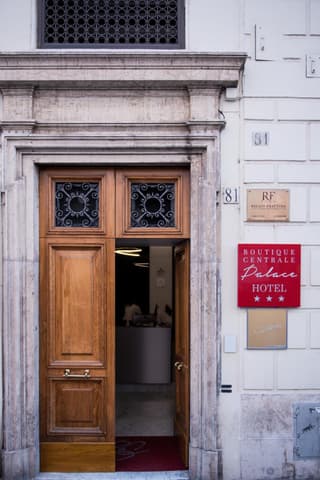 Boutique Centrale Palace Hotel