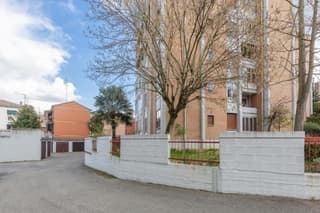 GuestHost - Luminoso Appartamento con Terrazzo Vicino all'Universita'