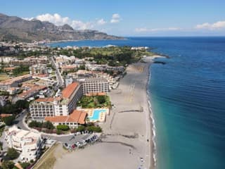 NAXOS GLAMOUR APARTMENT with terrace, parking and Etna View
