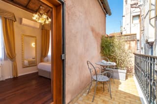 Residenza La Duchessa Deluxe Rooms