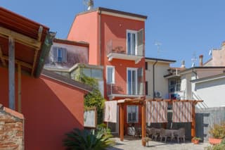 La corte dei tre