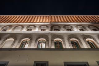 Luxury Apartments by Palazzo Portinari Salviati