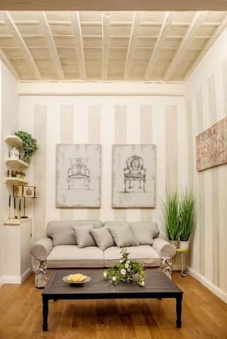 RENAISSANCE FLORENCE APARTMENT