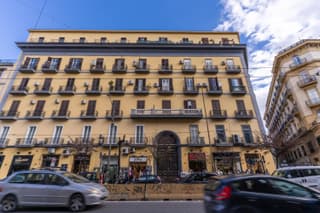 Gallery Suite Naples