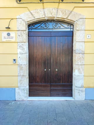 IN CENTRO Rooms and Apartments