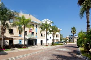 Hotel Premiere Pool & Resort