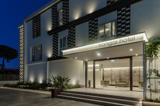 Hangar Hotel