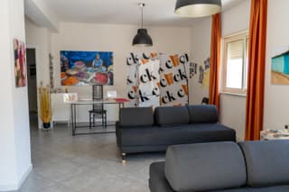 Click Art & Room