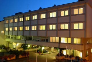 Augustus Hotel