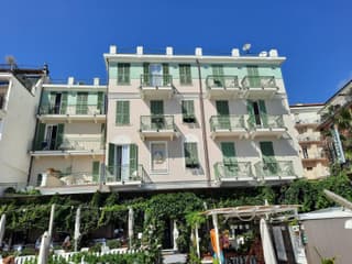 Hotel Eden Alaxi Hotels