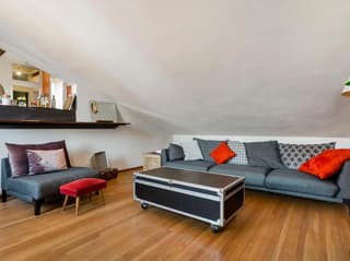 Bright and Peaceful Apartment in Historic Palazzo