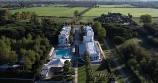 Medea Beach Resort - Cultural Stay near Amalfi Coast & Paestum