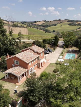 Villa LeMarche b&b