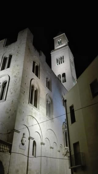Due Passi Dal Borgo Antico