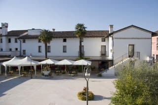 Hotel In Sylvis