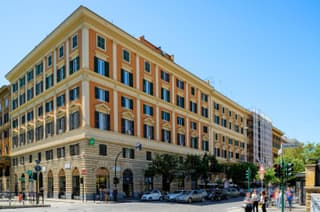 RHS Rienzo Suites Guesthouse