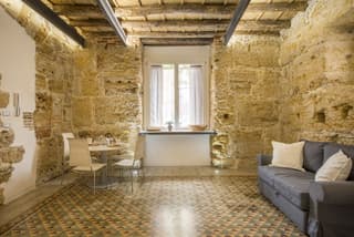 Stylish Home in Front of Casa Professa