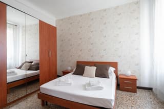 Venice Grand Canal Style Apt 2 - Locz