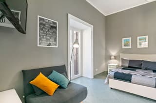 Stylish Flat Maqueda
